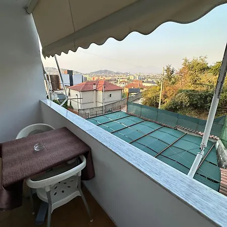 Anarki Tirana